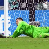 Hrvatski golman Livaković "hara" i na Guglu 6