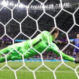 Ima 27 godina, nikada nije branio za strani klub i dolazi iz porodice intelektualaca: Ko je "penaldžija" Livaković, krivac za kraj mundijalske bajke Japana? 1