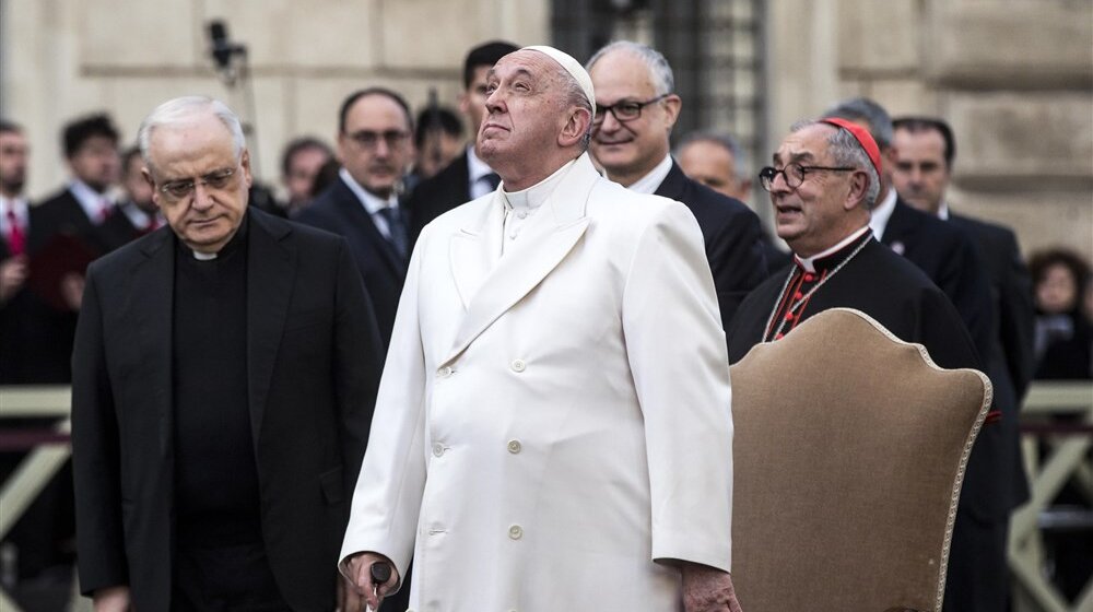 Papa se slomio i zaplakao kad je tokom molitve spomenuo Ukrajinu 1