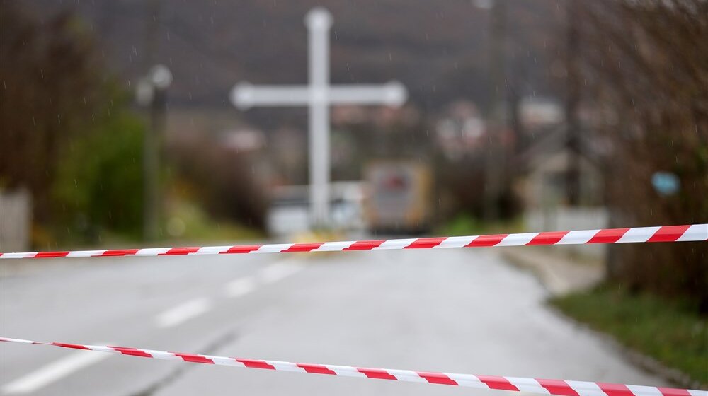 Srbi 14. dan na barikadama, skoro pola meseca, neizvesnost sve veća 1