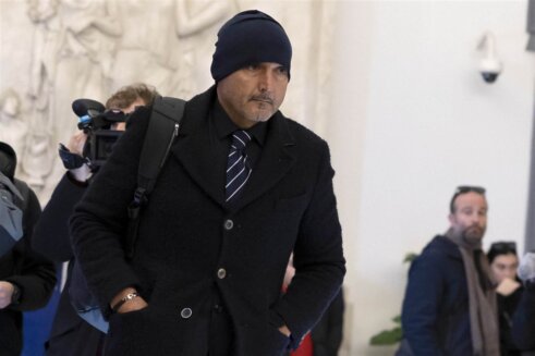 Inzagi, Toldo, Peruci, Prosinečki, Boban, Piksi: Koji su sve fudbalski velikani došli na sahranu Siniše Mihajlovića (FOTO) 8