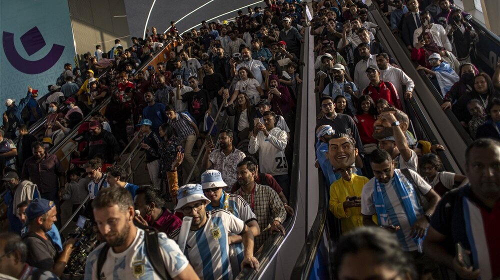 Stanica metroa u Dohi zatvorena zbog navale navijača 1