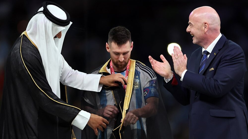 Milion dolara za Mesijev ogrtač 1