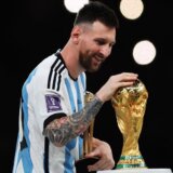 "Dijego nas je bodrio sa neba": Lionel Mesi ne zaboravlja, pored njega, najveću legendu argentinskog fudbala 12