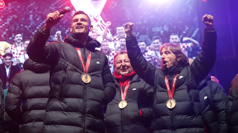 "Ništa novo za hrvatske fudbalere": Gazeta delo Sport piše, a HNS ćuti o proslavi uz poklič "za dom spremni" 1