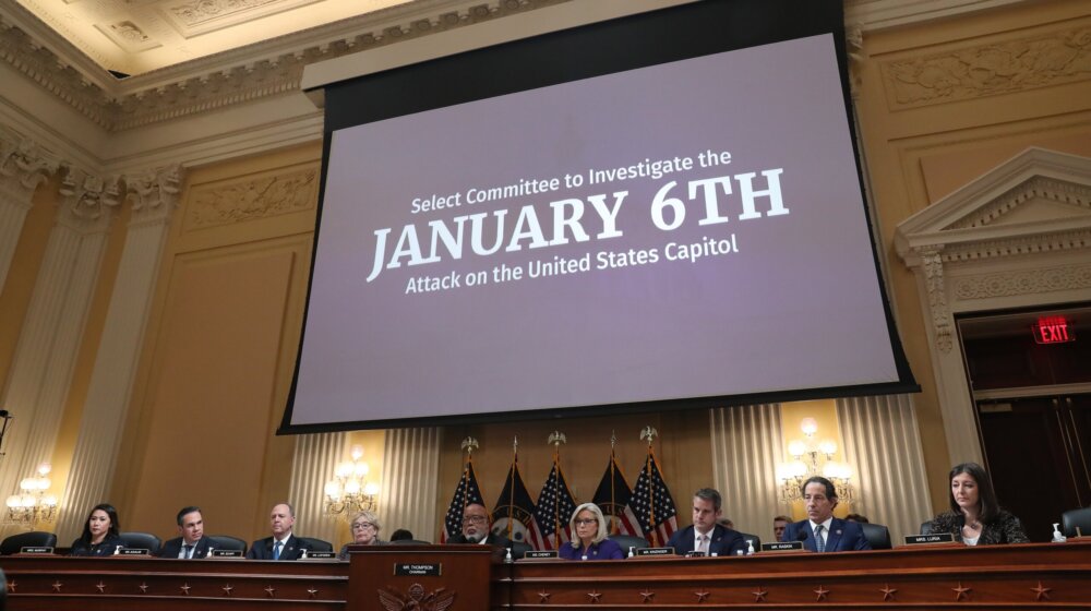 Tramp optužen za „zaveru": Komisija tvrdi da je bivši predsednik 6. januara hteo da potkopa demokratiju 1