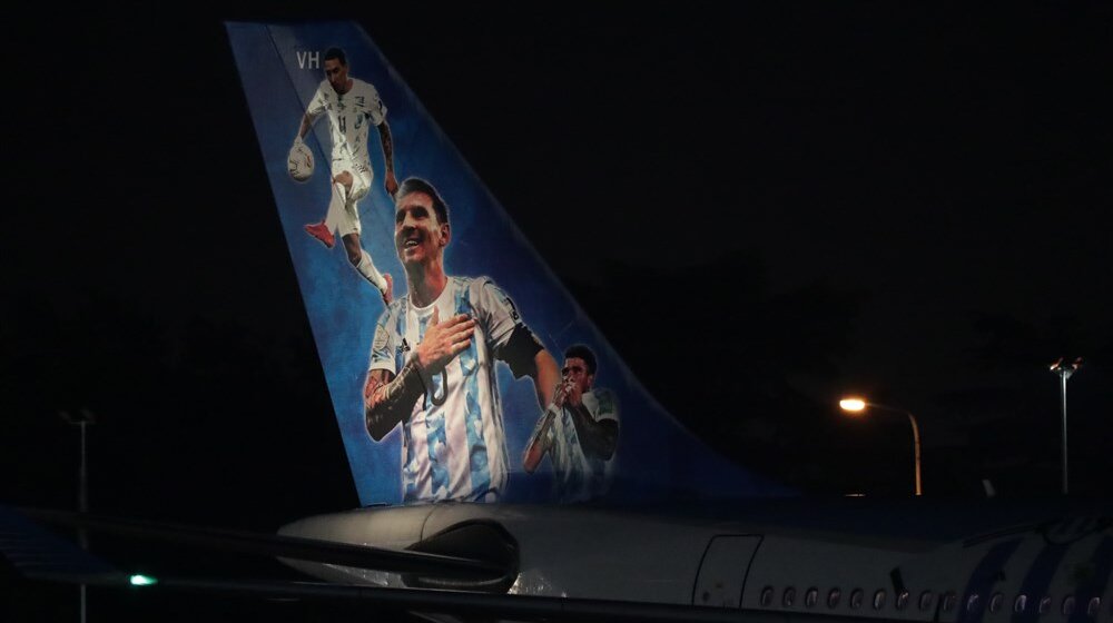 (VIDEO) Mesi gromko peva (o) Maradoni: Mada ga neki smatraju boljim od legendarnog Dijega Armanda, genijalni Leo obožava zemljaka 1