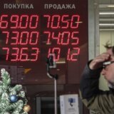 Strmoglavi pad ruske valute: "Da sam Rus hitno bih povukao sve rublje sa bankovnih računa i kupio evro ili dolar" 8