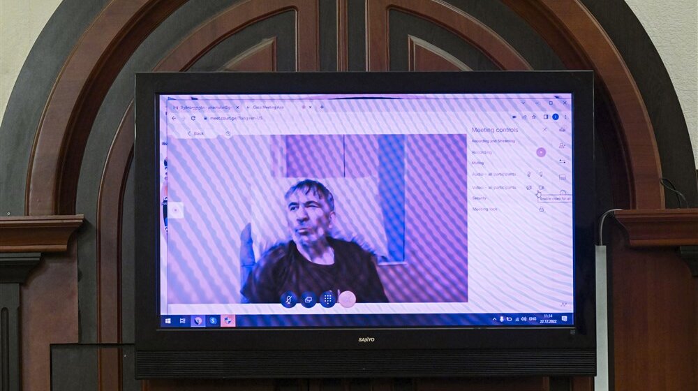 Pokrenuta globalna akcija #SaveMisha: Bivšeg predsednika Gruzije Mihaila Sakašvila, protivnika Putina, tuku u zatvoru, tragovi arsena u kosi i noktima 1