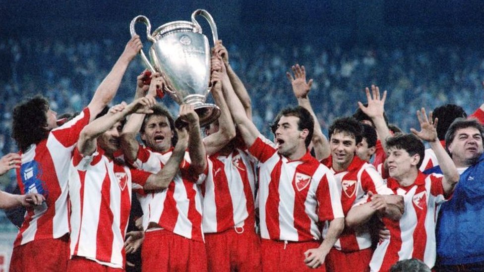 Fudbal i Crvena zvezda: Pet stvari o tituli prvaka Evrope i sveta koje navijači Zvezde moraju da znaju u pola noći 3 123