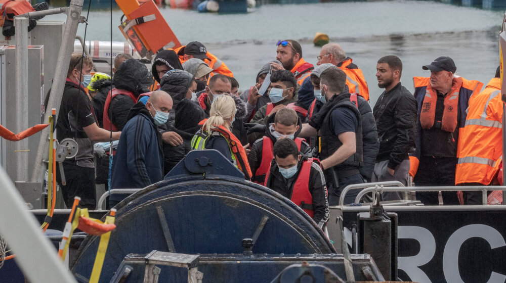 Rekord: Više od 800 migranata prešlo Lamanš u jednom danu 9