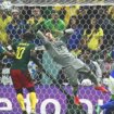 Svetsko prvenstvo u fudbalu: Kamerun iznenadio Brazil, Južna Koreja pobedom nad Portugalom rasplakala Suareza i Urugvaj 16