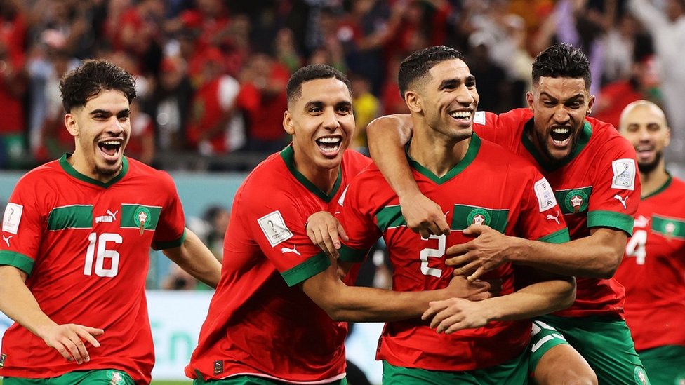 Svetsko prvenstvo u fudbalu i Maroko: Lavovi sa Atlasa ujedinili arapski svet - od Kazablanke do Katara slavila se pobeda 6 Fudbaleri Maroka