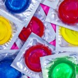 Francuska, mladi i zdravlje: Besplatni kondomi za sve od 18 do 25 godina 5