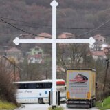 Kosovo i Srbija: Putevi na severu i dalje blokirani, SAD protiv povratka srpskih snaga, ko treba da ukloni barikade 6
