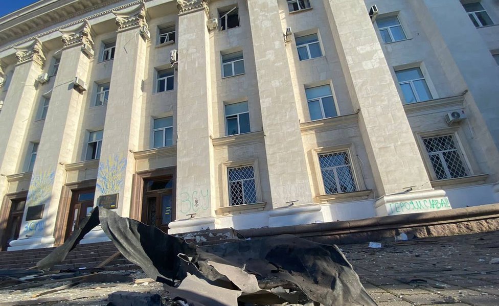 Administration building in the centre of Kherson damaged by shelling