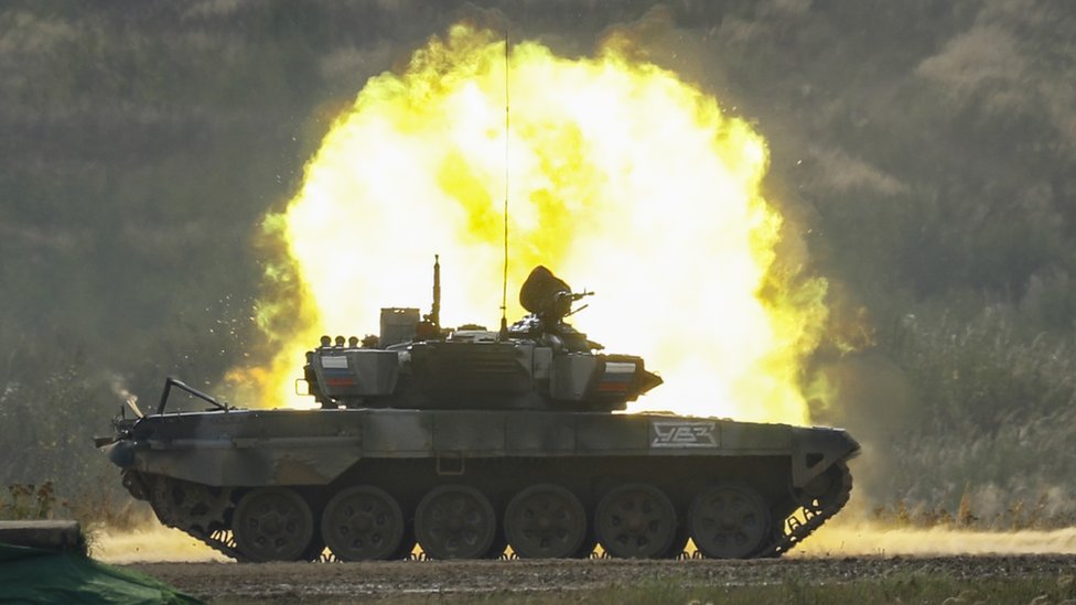 Rusija i Ukrajina: Ukrajina jača granicu sa Belorusijom, EU dogovorila ograničenju cenu ruskog gasa 4 ruski tenk