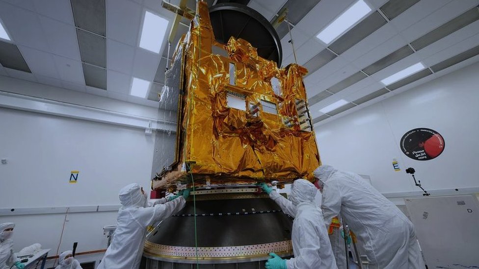 Svemirska istraživanja: Kako su Ujedinjeni Arapski Emirati napravili letelicu za Mars iz prvog pokušaja 5 Nada je napravljena uz pomoć partnera Svemirske agencije Ujedinjenih Arapskih Emirata iz SAD i Južne Koreje