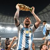 Fudbal, Svetsko prvenstvo i društvene mreže: Bila je to puka sreća, kaže fotograf koji je slikao Mesija sa peharom 9