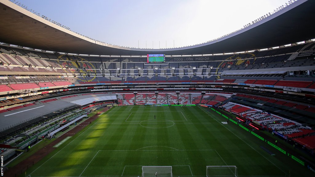 Svetsko fudbalsko prvenstvo 2026: Šta da očekujemo od Mundijala za četiri godine - broj timova, stadioni i format 1 A general view of the Azteca Stadium