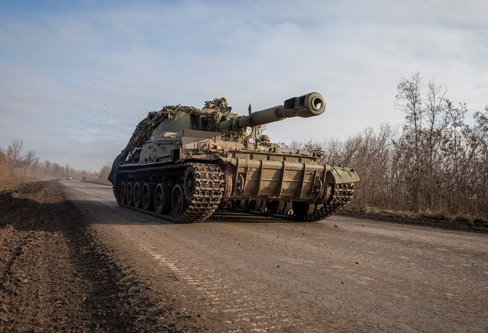 Rusija i Ukrajina: Granatiranje Hersona, u mnogim ukrajinskim gradovima čuju se sirene za vazdušni napad 1 tenk