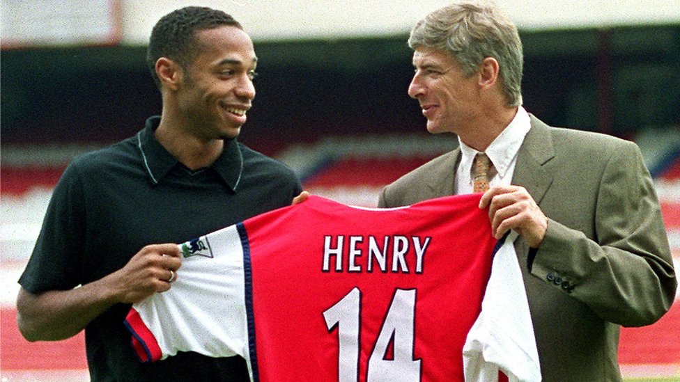 Fudbal i Engleska: Arsenalov povratak u budućnost i reč titula koja se sve glasnije izgovara 3 Henry