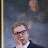 Kosovo i Srbija: Vučić zamolio Srbe da se povuku sa barikada na severu Kosova, bivši policajac Pantić stigao kući 3