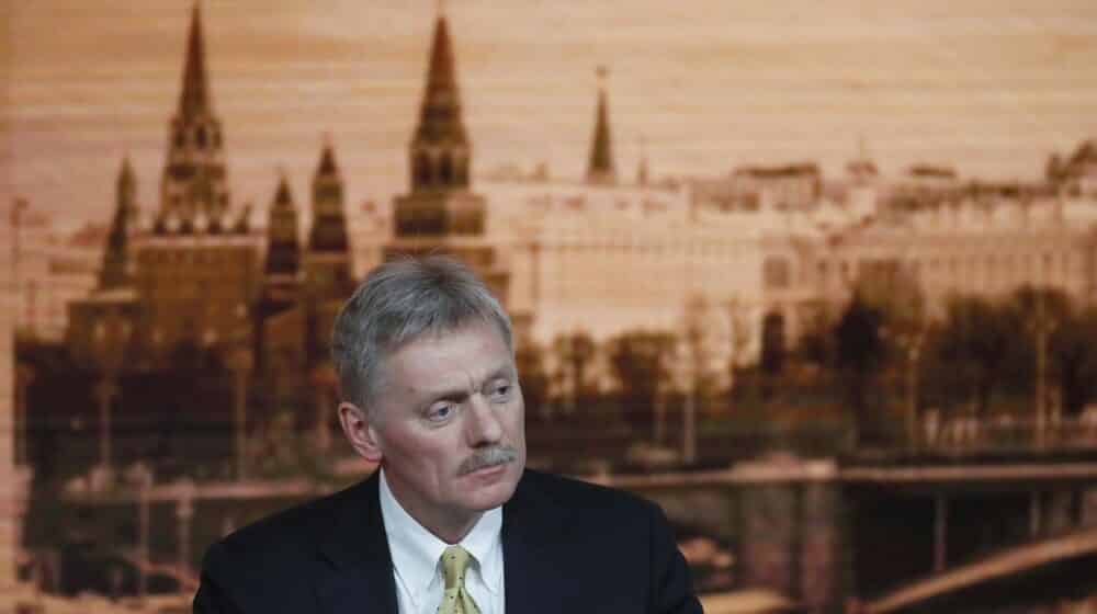 Peskov: Rusija neće prihvatiti gornju cenu za naftu, trenutno je u toku analiza situacije 1