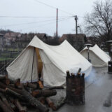 Prelazi Jarinje i Brnjak i dalje zatvoreni za saobraćaj, sutra neće raditi škole na severu Kosova 8