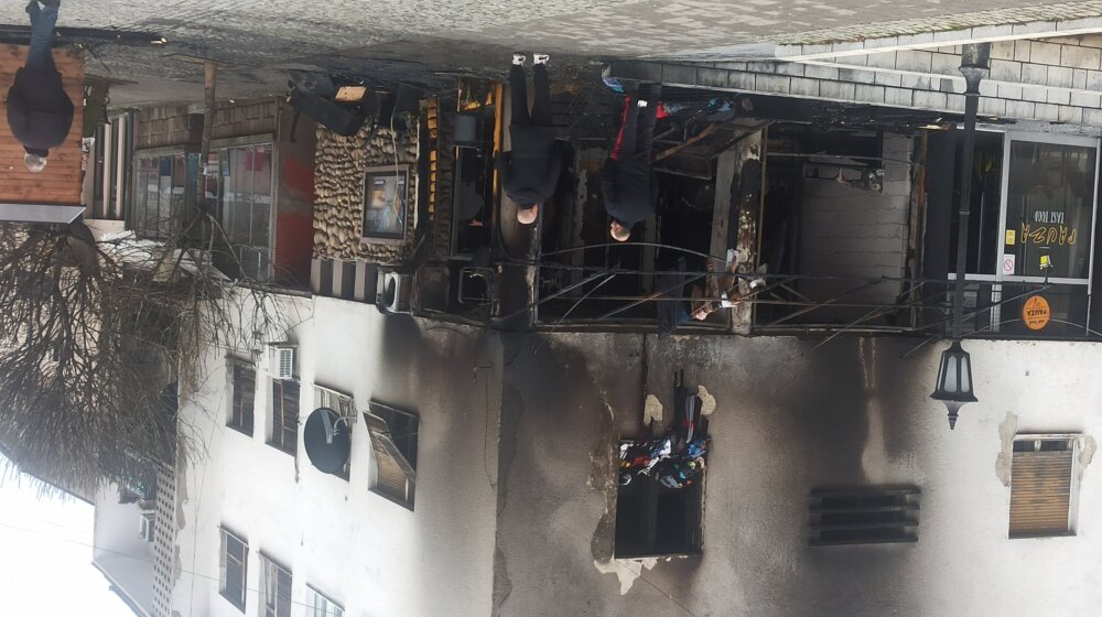 Nema žrtava u požaru u kome je noćas izgoreo kafić u centru Vranja 1