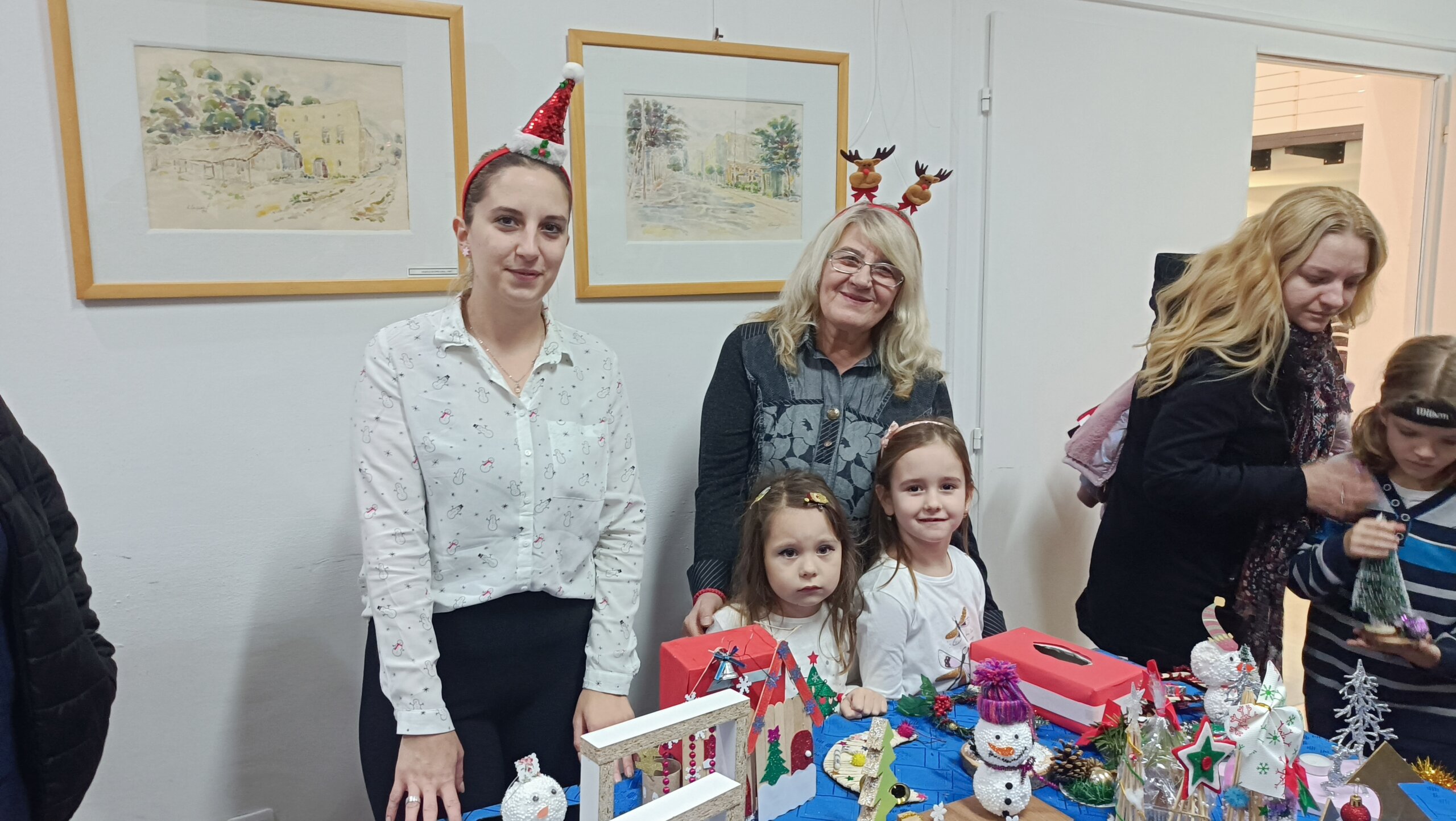 Održan Novogodišnji bazar u Donjem Milanovcu 4