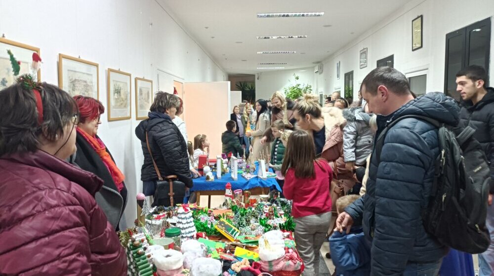 Održan Novogodišnji bazar u Donjem Milanovcu 1