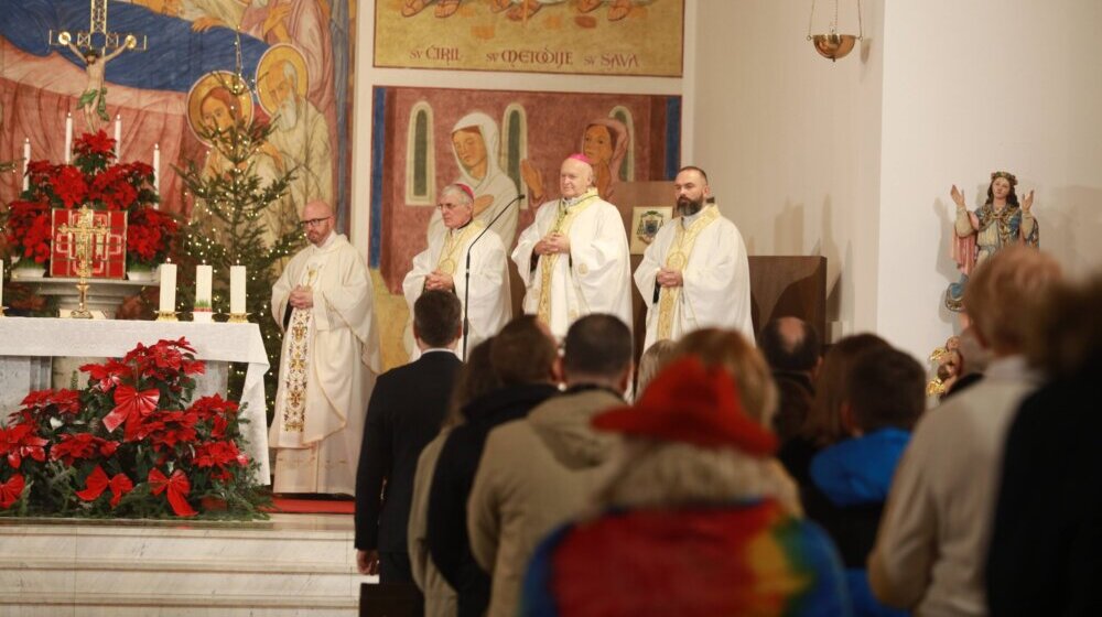 Nemet služio božićnu misu u Katedrali uznesenja blažene device Marije 1