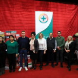 Kragujevac: Deca iz socijalno ugroženih porodica dobila paketiće 9