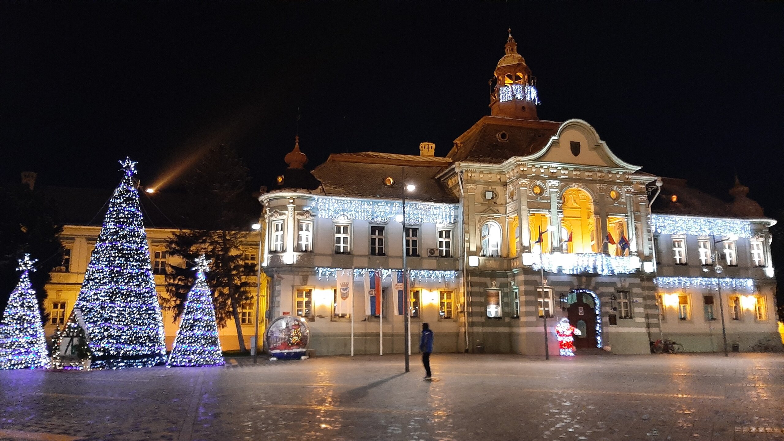Koje su cene dočeka Nove godine po gradovima Srbije: Poznati su i muzičari, rezervacije počele 2