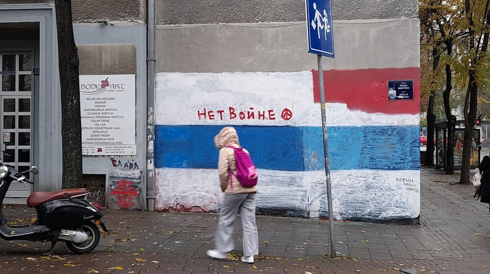 Prefarban mural Vladimira Putina u Beogradu 1