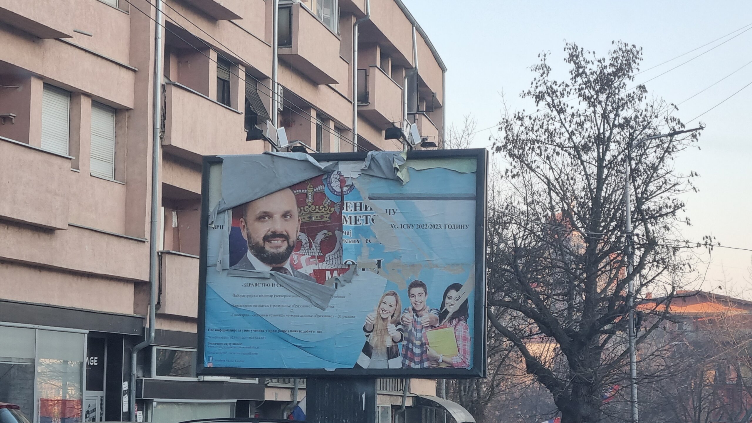 INTERVJU Skender Sadiku: Kosovska Mitrovica me ubija, pijem više lekova za pritisak, ali je volim kao narkoman 4 INTERVJU Skender Sadiku: Kosovska Mitrovica me ubija, pijem više lekova za pritisak, ali je volim kao narkoman 4