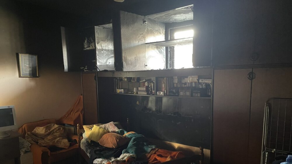 "Život ti se promeni za pet minuta, a ti nemoćan": Priča porodice iz Vranja kojoj je umalo do temelja izgoreo stan zbog požara u kafiću 3 "Život ti se promeni za pet minuta, a ti nemoćan": Priča porodice iz Vranja kojoj je umalo do temelja izgoreo stan zbog požara u kafiću 3