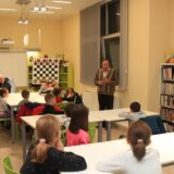 Veliko interesovanje mališana za besplatnu školicu šaha u Biblioteci šabačkoj 1