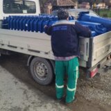 Domaćinstva u Bogatiću dobijaju kante za odvojeno sakupljanje reciklažnog otpada 11