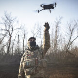 Guverner: Napad bespilotnom letelicom na aerodrom u ruskoj oblasti Kursk 8