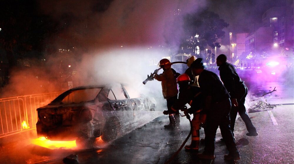 Tinejdžer izgubio život u neredima navijača Maroka i Francuske u Monpeljeu (VIDEO) 1