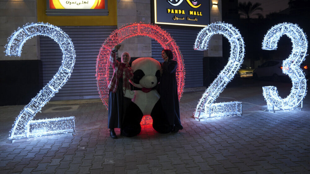 Stotine hiljada Palestinaca u Gazi proslavile godišnjicu Fataha 1