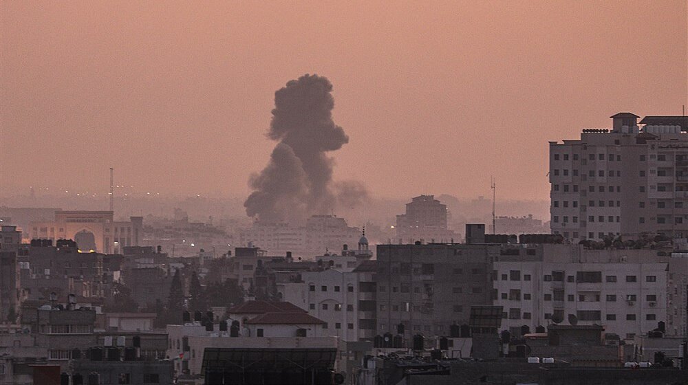 Izraelski avioni gađali "ključne lokacije" u Pojasu Gaze, EU poziva na "odgovornost" 1