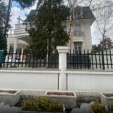 Ambasada Ukrajine u Beogradu: Vandali ponovo pokušali da unište mural velike ukrajinske pesnikinje 4