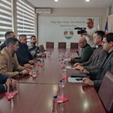Gradonačelnik Novog Pazara smatra zahteve žitelja naselja Mur realnim, oni tvrde da će istrajati 5
