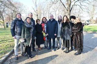 Sadnjom drveća akcija DDOR osiguranja „Za šumu u tvom kraju“ počela u Novom Sadu 4