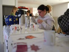 Kafić "Zvuci srca" svakog petka domaćin u Mozzartu: Druženjem sa prijateljima počeo mesec humanosti 2