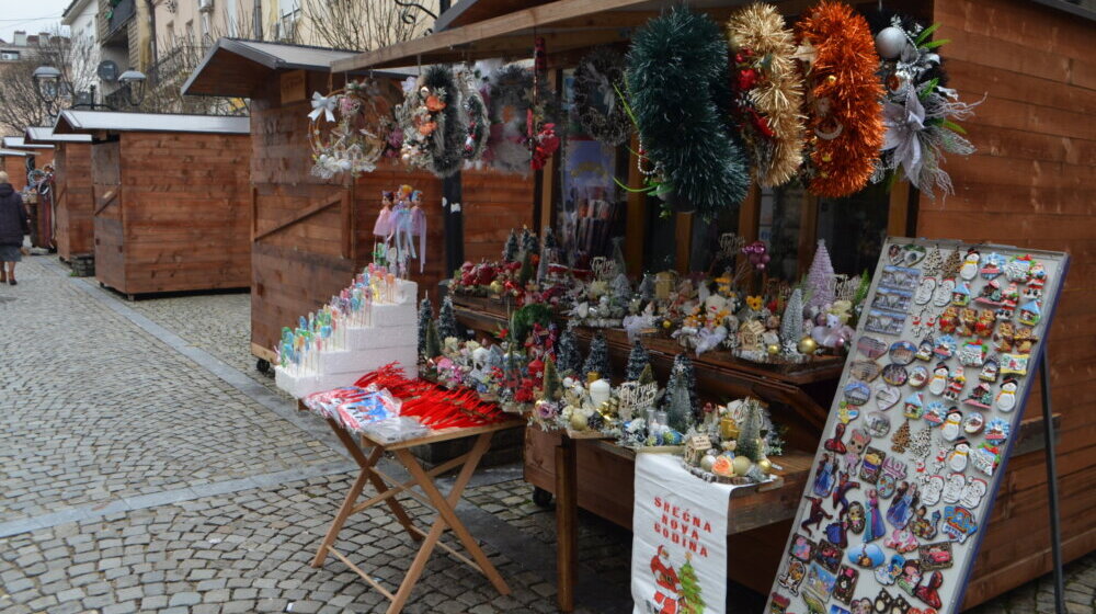 U Vranju će "najverovatnije" biti dekorativne novogodišnje rasvete, ali stare 1