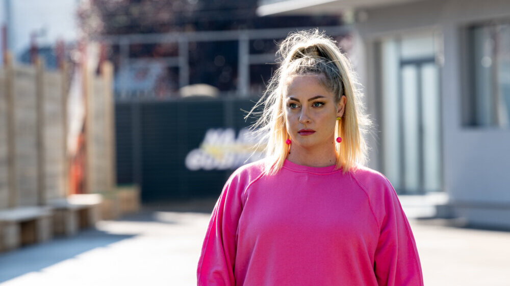 Znamo je kao glumicu, a uskoro i u ulozi voditeljke: Hristina Popović u novom šou programu „Najveći gubitnik“ 1